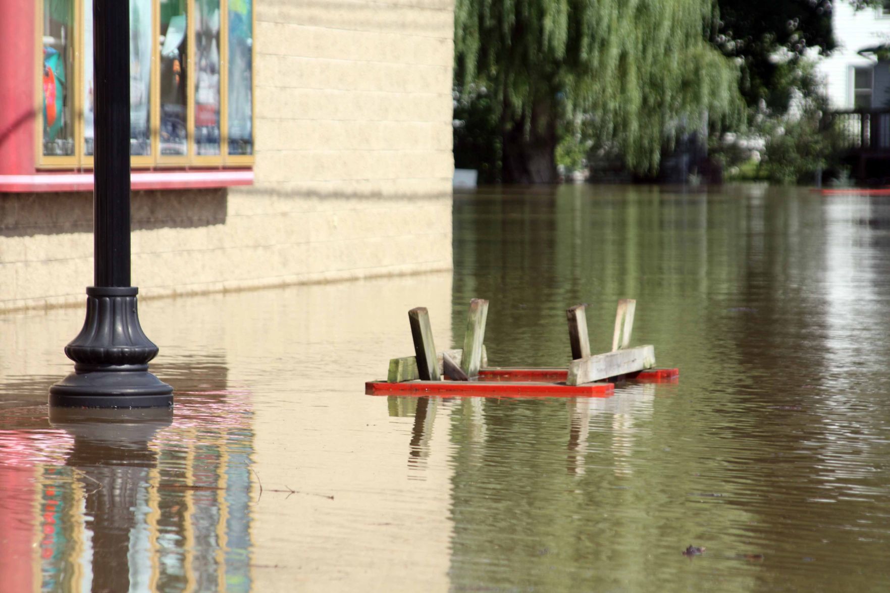 090618-reed-gallery-flood010